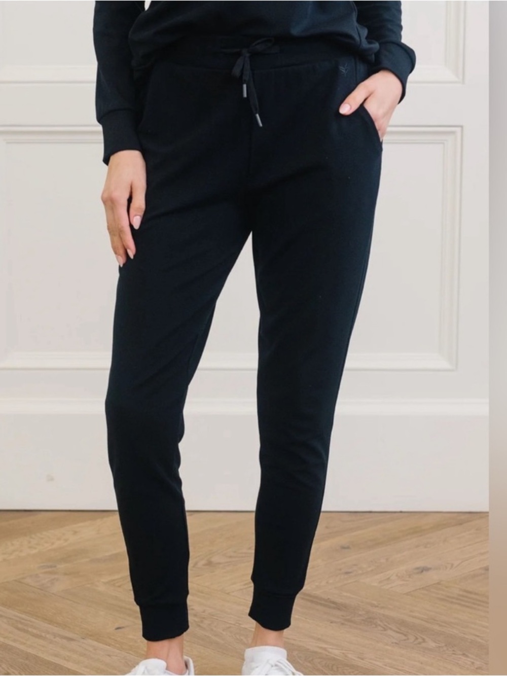 Cozy Earth Bamboo Jogger in Black sz L
